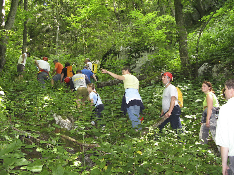 Ogled Planinskega polja in jam ob njem